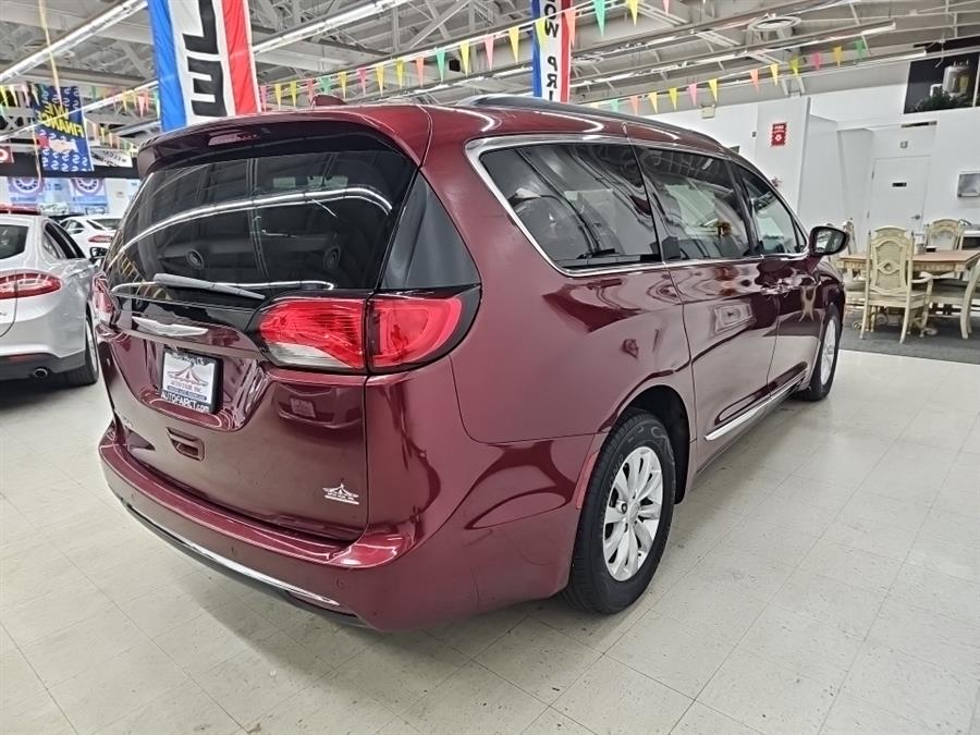 2017 Chrysler Pacifica Touring-L FWD, available for sale in West Haven, Connecticut | Auto Fair Inc.. West Haven, Connecticut 2017 Chrysler Pacifica Touring-L FWD, available for sale in West Haven, Connecticut | Auto Fair Inc.. West Haven, Connecticut