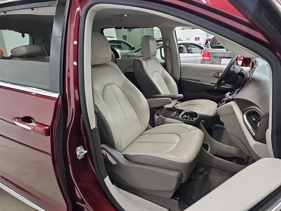 2017 Chrysler Pacifica Touring-L FWD, available for sale in West Haven, Connecticut | Auto Fair Inc.. West Haven, Connecticut 2017 Chrysler Pacifica Touring-L FWD, available for sale in West Haven, Connecticut | Auto Fair Inc.. West Haven, Connecticut