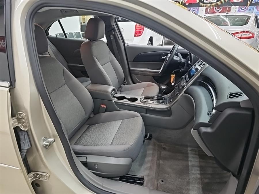 2013 Chevrolet Malibu 4dr Sdn LS w/1LS, available for sale in West Haven, Connecticut | Auto Fair Inc.. West Haven, Connecticut 2013 Chevrolet Malibu 4dr Sdn LS w/1LS, available for sale in West Haven, Connecticut | Auto Fair Inc.. West Haven, Connecticut
