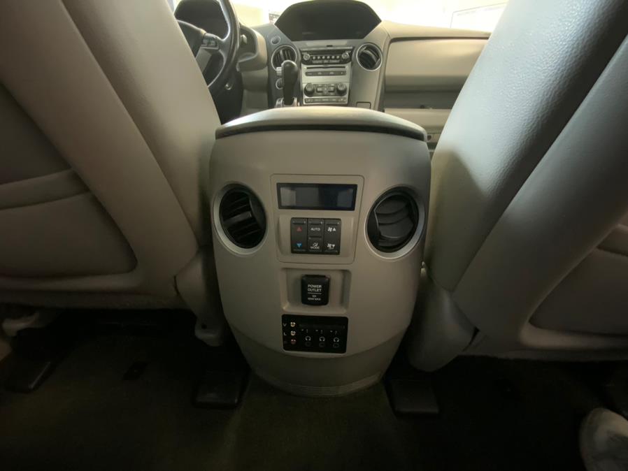 2014 Honda Pilot 4WD 4dr EX-L w/RES, available for sale in Hartford, Connecticut | Franklin Motors Auto Sales LLC. Hartford, Connecticut 2014 Honda Pilot 4WD 4dr EX-L w/RES, available for sale in Hartford, Connecticut | Franklin Motors Auto Sales LLC. Hartford, Connecticut