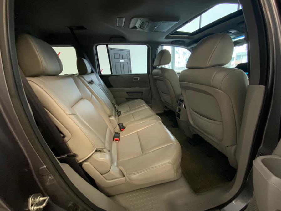 2014 Honda Pilot 4WD 4dr EX-L w/RES, available for sale in Hartford, Connecticut | Franklin Motors Auto Sales LLC. Hartford, Connecticut 2014 Honda Pilot 4WD 4dr EX-L w/RES, available for sale in Hartford, Connecticut | Franklin Motors Auto Sales LLC. Hartford, Connecticut