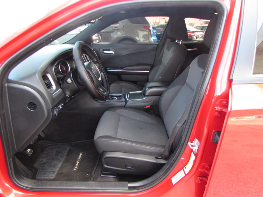 2017 Dodge Charger SE RWD, available for sale in Orlando, Florida | VIP Auto Enterprise, Inc. Orlando, Florida 2017 Dodge Charger SE RWD, available for sale in Orlando, Florida | VIP Auto Enterprise, Inc. Orlando, Florida