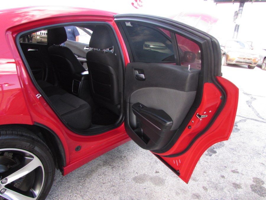 2017 Dodge Charger SE RWD, available for sale in Orlando, Florida | VIP Auto Enterprise, Inc. Orlando, Florida 2017 Dodge Charger SE RWD, available for sale in Orlando, Florida | VIP Auto Enterprise, Inc. Orlando, Florida