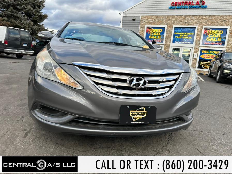 2013 Hyundai Sonata 4dr Sdn 2.0T Auto Limited, available for sale in East Windsor, Connecticut | Central A/S LLC. East Windsor, Connecticut 2013 Hyundai Sonata 4dr Sdn 2.0T Auto Limited, available for sale in East Windsor, Connecticut | Central A/S LLC. East Windsor, Connecticut