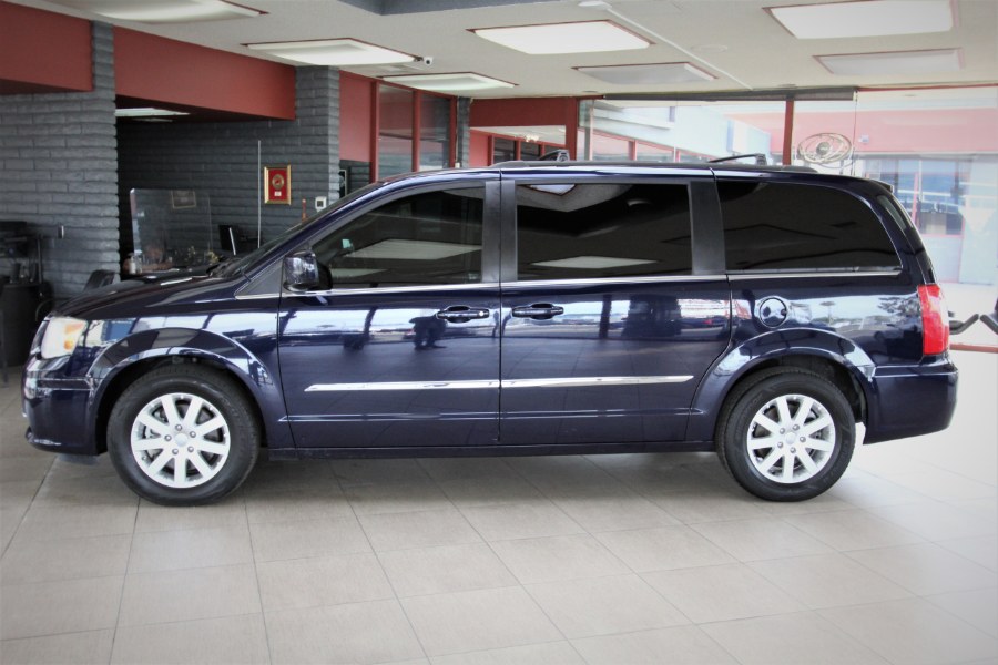 2014 Chrysler Town & Country 4dr Wgn Touring, available for sale in Garden Grove, California | 1 Stop Auto Mart Inc.. Garden Grove, California 2014 Chrysler Town & Country 4dr Wgn Touring, available for sale in Garden Grove, California | 1 Stop Auto Mart Inc.. Garden Grove, California