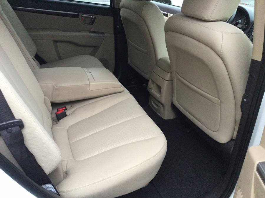 2012 Hyundai Santa Fe AWD 4dr V6 GLS, available for sale in Plantsville, Connecticut | L&S Automotive LLC. Plantsville, Connecticut 2012 Hyundai Santa Fe AWD 4dr V6 GLS, available for sale in Plantsville, Connecticut | L&S Automotive LLC. Plantsville, Connecticut