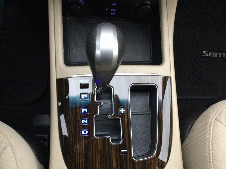 2012 Hyundai Santa Fe AWD 4dr V6 GLS, available for sale in Plantsville, Connecticut | L&S Automotive LLC. Plantsville, Connecticut 2012 Hyundai Santa Fe AWD 4dr V6 GLS, available for sale in Plantsville, Connecticut | L&S Automotive LLC. Plantsville, Connecticut