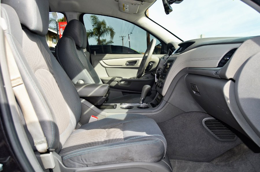2017 Chevrolet Traverse FWD 4dr LS w/1LS, available for sale in Moreno Valley, California | Fusion Motors Inc. Moreno Valley, California 2017 Chevrolet Traverse FWD 4dr LS w/1LS, available for sale in Moreno Valley, California | Fusion Motors Inc. Moreno Valley, California
