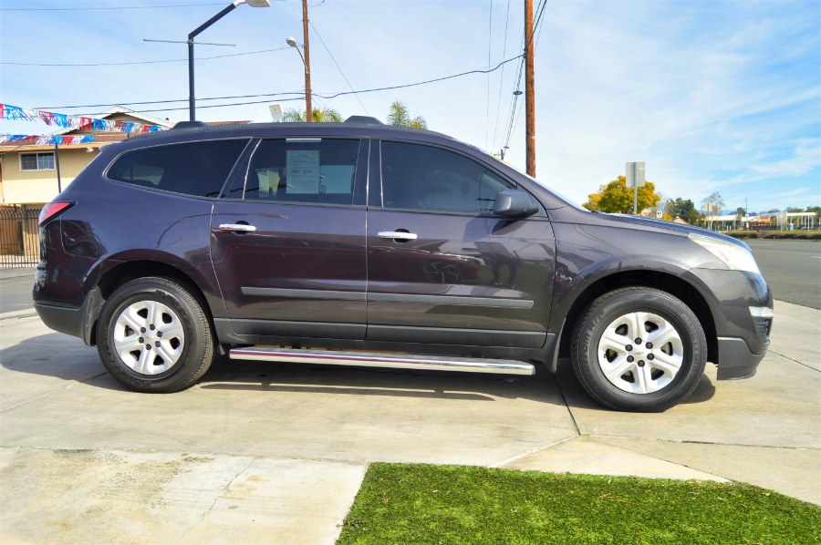 2017 Chevrolet Traverse FWD 4dr LS w/1LS, available for sale in Moreno Valley, California | Fusion Motors Inc. Moreno Valley, California 2017 Chevrolet Traverse FWD 4dr LS w/1LS, available for sale in Moreno Valley, California | Fusion Motors Inc. Moreno Valley, California