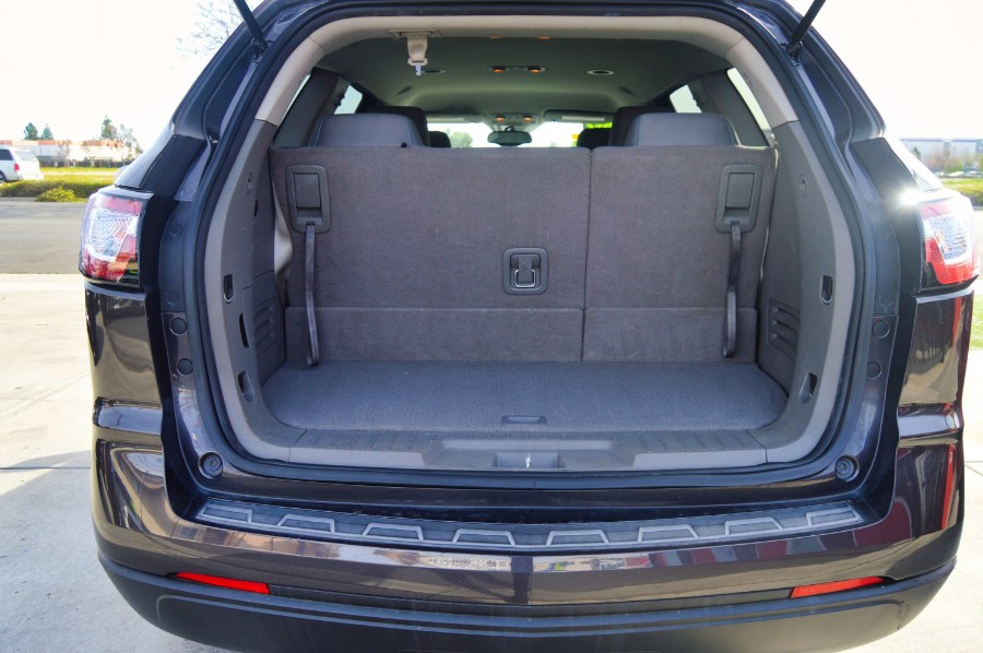 2017 Chevrolet Traverse FWD 4dr LS w/1LS, available for sale in Moreno Valley, California | Fusion Motors Inc. Moreno Valley, California 2017 Chevrolet Traverse FWD 4dr LS w/1LS, available for sale in Moreno Valley, California | Fusion Motors Inc. Moreno Valley, California