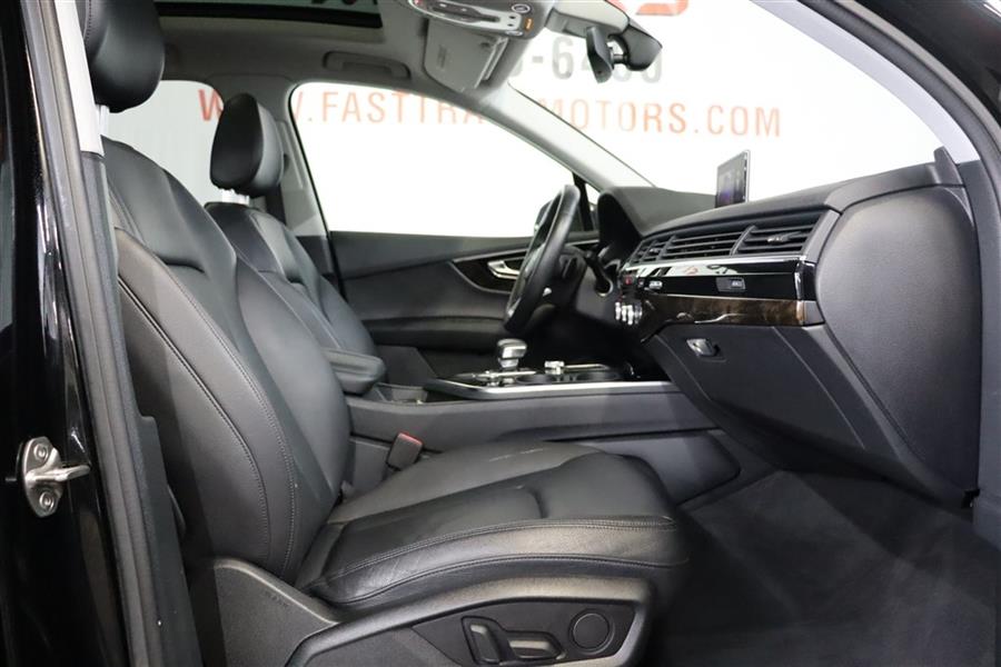 2017 Audi Q7 PREMIUM PLUS, available for sale in Paterson, New Jersey | Fast Track Motors. Paterson, New Jersey 2017 Audi Q7 PREMIUM PLUS, available for sale in Paterson, New Jersey | Fast Track Motors. Paterson, New Jersey