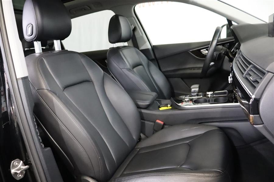 2017 Audi Q7 PREMIUM PLUS, available for sale in Paterson, New Jersey | Fast Track Motors. Paterson, New Jersey 2017 Audi Q7 PREMIUM PLUS, available for sale in Paterson, New Jersey | Fast Track Motors. Paterson, New Jersey