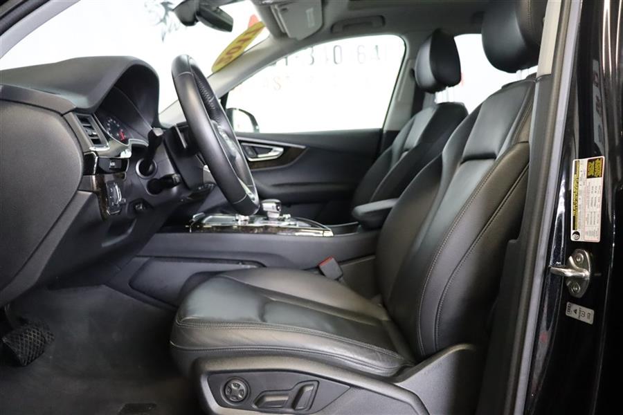 2017 Audi Q7 PREMIUM PLUS, available for sale in Paterson, New Jersey | Fast Track Motors. Paterson, New Jersey 2017 Audi Q7 PREMIUM PLUS, available for sale in Paterson, New Jersey | Fast Track Motors. Paterson, New Jersey
