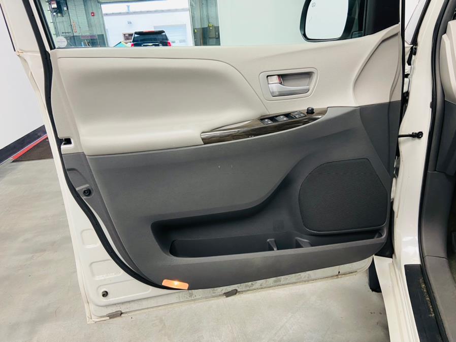 2016 Toyota Sienna 5dr 8-Pass Van XLE FWD (Natl), available for sale in Linden, New Jersey | East Coast Auto Group. Linden, New Jersey 2016 Toyota Sienna 5dr 8-Pass Van XLE FWD (Natl), available for sale in Linden, New Jersey | East Coast Auto Group. Linden, New Jersey