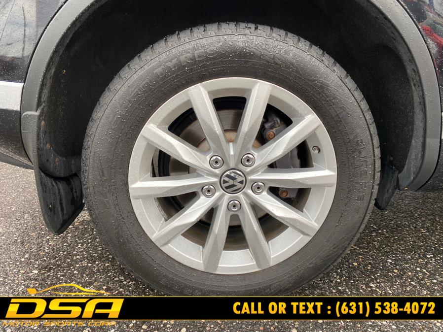 2015 Volkswagen Touareg 4dr V6 Lux, available for sale in Commack, New York | DSA Motor Sports Corp. Commack, New York 2015 Volkswagen Touareg 4dr V6 Lux, available for sale in Commack, New York | DSA Motor Sports Corp. Commack, New York