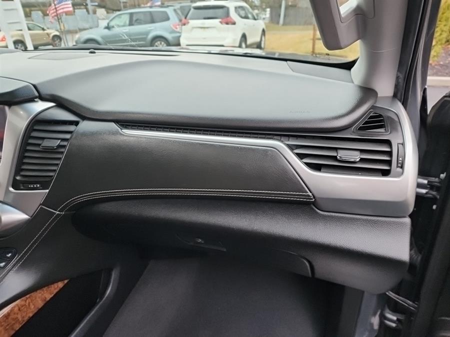 2019 Chevrolet Tahoe 4WD 4dr Premier, available for sale in Islip, New York | L.I. Auto Gallery. Islip, New York 2019 Chevrolet Tahoe 4WD 4dr Premier, available for sale in Islip, New York | L.I. Auto Gallery. Islip, New York
