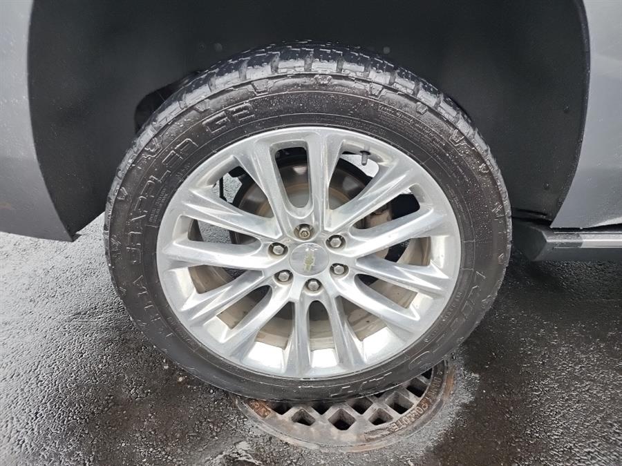 2019 Chevrolet Tahoe 4WD 4dr Premier, available for sale in Islip, New York | L.I. Auto Gallery. Islip, New York 2019 Chevrolet Tahoe 4WD 4dr Premier, available for sale in Islip, New York | L.I. Auto Gallery. Islip, New York