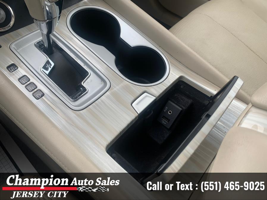 2017 Nissan Murano 2017.5 AWD Platinum, available for sale in Jersey City, New Jersey | Champion Auto Sales of JC. Jersey City, New Jersey 2017 Nissan Murano 2017.5 AWD Platinum, available for sale in Jersey City, New Jersey | Champion Auto Sales of JC. Jersey City, New Jersey