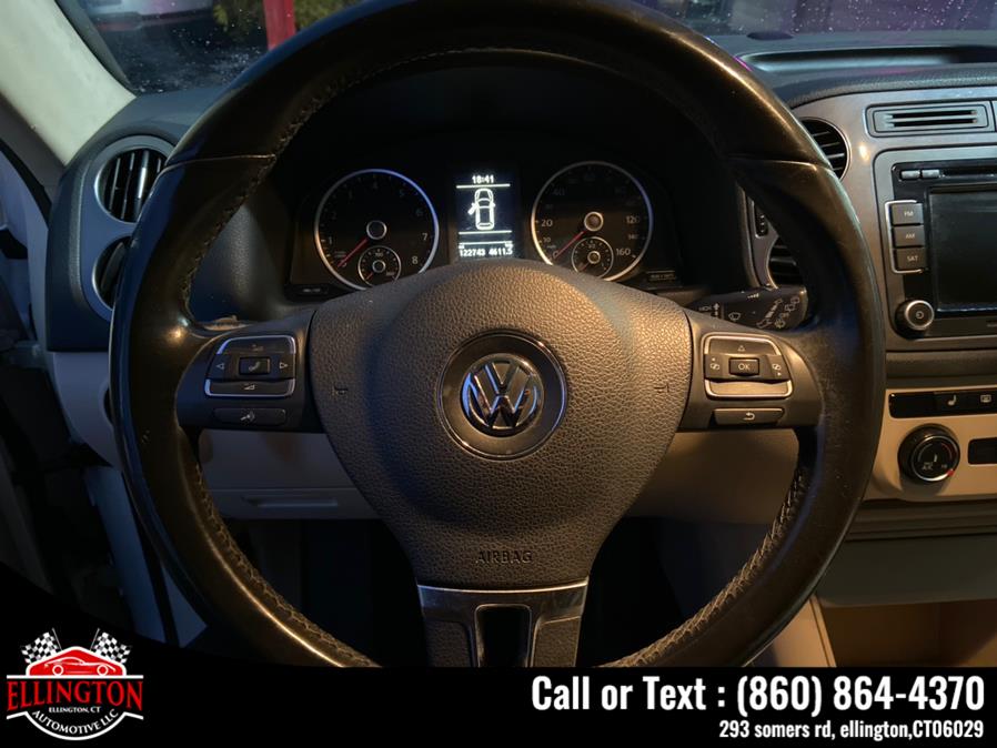 2013 Volkswagen Tiguan 4WD 4dr Auto S w/Sunroof, available for sale in Ellington, Connecticut | Ellington Automotive LLC. Ellington, Connecticut 2013 Volkswagen Tiguan 4WD 4dr Auto S w/Sunroof, available for sale in Ellington, Connecticut | Ellington Automotive LLC. Ellington, Connecticut