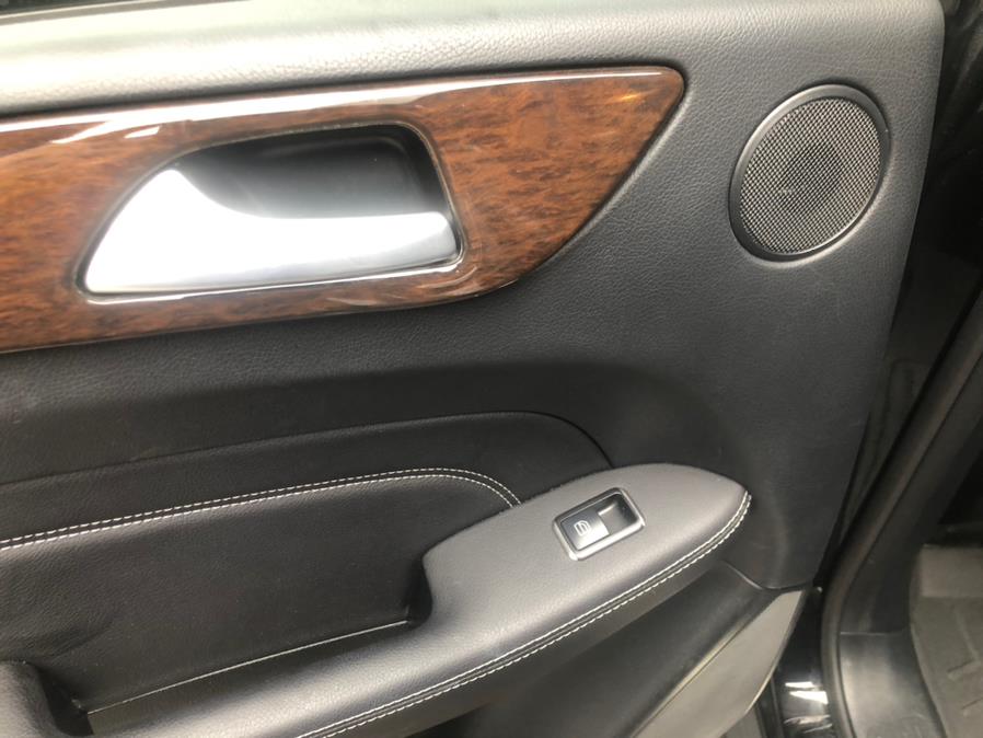 2014 Mercedes-Benz M-Class 4MATIC 4dr ML 350, available for sale in Irvington, New Jersey | Elis Motors Corp. Irvington, New Jersey 2014 Mercedes-Benz M-Class 4MATIC 4dr ML 350, available for sale in Irvington, New Jersey | Elis Motors Corp. Irvington, New Jersey
