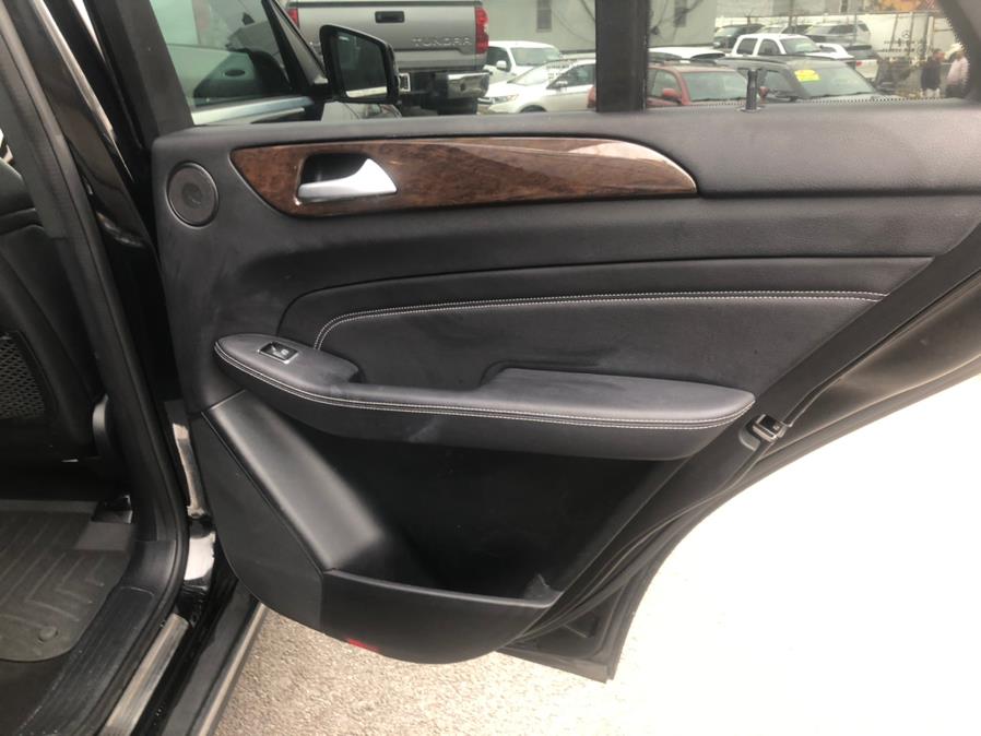 2014 Mercedes-Benz M-Class 4MATIC 4dr ML 350, available for sale in Irvington, New Jersey | Elis Motors Corp. Irvington, New Jersey 2014 Mercedes-Benz M-Class 4MATIC 4dr ML 350, available for sale in Irvington, New Jersey | Elis Motors Corp. Irvington, New Jersey