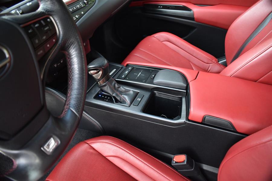 2019 Lexus Es 350 F SPORT 4dr Sedan, available for sale in Great Neck, New York | Camy Cars. Great Neck, New York 2019 Lexus Es 350 F SPORT 4dr Sedan, available for sale in Great Neck, New York | Camy Cars. Great Neck, New York