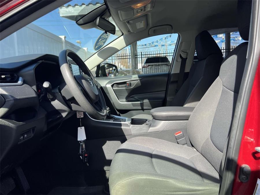 2020 Toyota Rav4 LE, available for sale in Wantagh, New York | Wantagh Certified. Wantagh, New York 2020 Toyota Rav4 LE, available for sale in Wantagh, New York | Wantagh Certified. Wantagh, New York