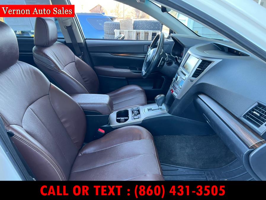 2013 Subaru Outback 4dr Wgn H6 Auto 3.6R Limited, available for sale in Manchester, Connecticut | Vernon Auto Sale & Service. Manchester, Connecticut 2013 Subaru Outback 4dr Wgn H6 Auto 3.6R Limited, available for sale in Manchester, Connecticut | Vernon Auto Sale & Service. Manchester, Connecticut