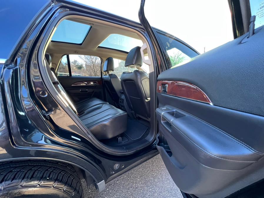 2011 Lincoln MKX AWD 4dr, available for sale in Waterbury, Connecticut | Platinum Auto Care. Waterbury, Connecticut 2011 Lincoln MKX AWD 4dr, available for sale in Waterbury, Connecticut | Platinum Auto Care. Waterbury, Connecticut