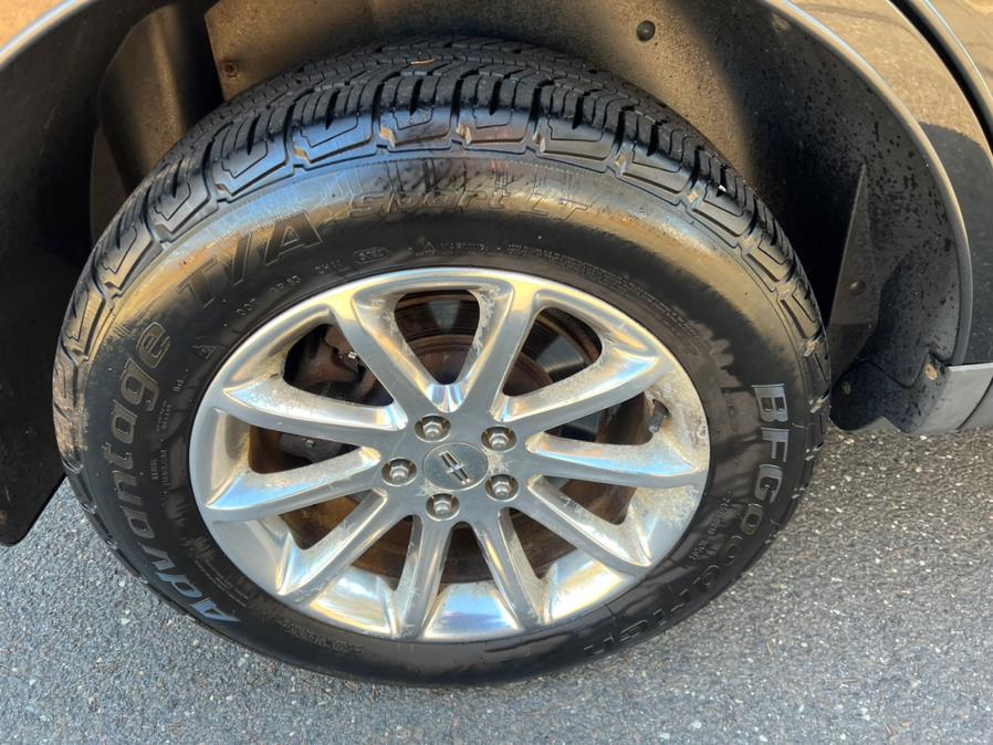 2011 Lincoln MKX AWD 4dr, available for sale in Waterbury, Connecticut | Platinum Auto Care. Waterbury, Connecticut 2011 Lincoln MKX AWD 4dr, available for sale in Waterbury, Connecticut | Platinum Auto Care. Waterbury, Connecticut