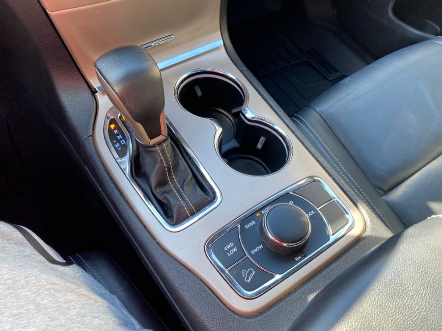 2017 Jeep Grand Cherokee Limited 4x4, available for sale in West Springfield, Massachusetts | Union Street Auto Sales. West Springfield, Massachusetts 2017 Jeep Grand Cherokee Limited 4x4, available for sale in West Springfield, Massachusetts | Union Street Auto Sales. West Springfield, Massachusetts