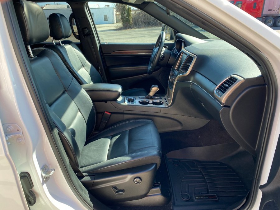2017 Jeep Grand Cherokee Limited 4x4, available for sale in West Springfield, Massachusetts | Union Street Auto Sales. West Springfield, Massachusetts 2017 Jeep Grand Cherokee Limited 4x4, available for sale in West Springfield, Massachusetts | Union Street Auto Sales. West Springfield, Massachusetts