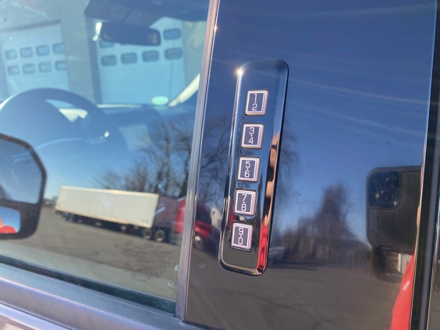 2018 Ford F-150 XLT 4WD SuperCrew 6.5'' Box, available for sale in West Springfield, Massachusetts | Union Street Auto Sales. West Springfield, Massachusetts 2018 Ford F-150 XLT 4WD SuperCrew 6.5'' Box, available for sale in West Springfield, Massachusetts | Union Street Auto Sales. West Springfield, Massachusetts
