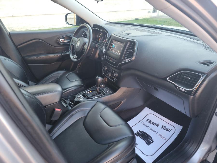 2019 Jeep Cherokee Latitude Plus 4x4, available for sale in Philadelphia, Pennsylvania | Eugen's Auto Sales & Repairs. Philadelphia, Pennsylvania 2019 Jeep Cherokee Latitude Plus 4x4, available for sale in Philadelphia, Pennsylvania | Eugen's Auto Sales & Repairs. Philadelphia, Pennsylvania
