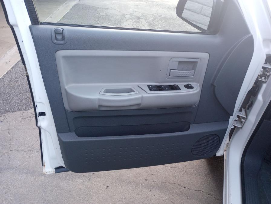 2006 Dodge Dakota 4dr Quad Cab 131 SLT, available for sale in Garden Grove, California | U Save Auto Auction. Garden Grove, California 2006 Dodge Dakota 4dr Quad Cab 131 SLT, available for sale in Garden Grove, California | U Save Auto Auction. Garden Grove, California