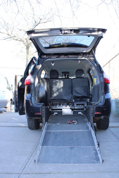 2019 Toyota Sienna L FWD 7-Passenger (Natl), available for sale in BROOKLYN, New York | Deals on Wheels International Auto. BROOKLYN, New York 2019 Toyota Sienna L FWD 7-Passenger (Natl), available for sale in BROOKLYN, New York | Deals on Wheels International Auto. BROOKLYN, New York