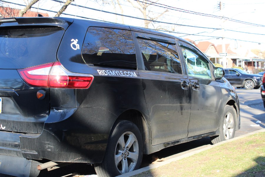 2019 Toyota Sienna L FWD 7-Passenger (Natl), available for sale in BROOKLYN, New York | Deals on Wheels International Auto. BROOKLYN, New York 2019 Toyota Sienna L FWD 7-Passenger (Natl), available for sale in BROOKLYN, New York | Deals on Wheels International Auto. BROOKLYN, New York