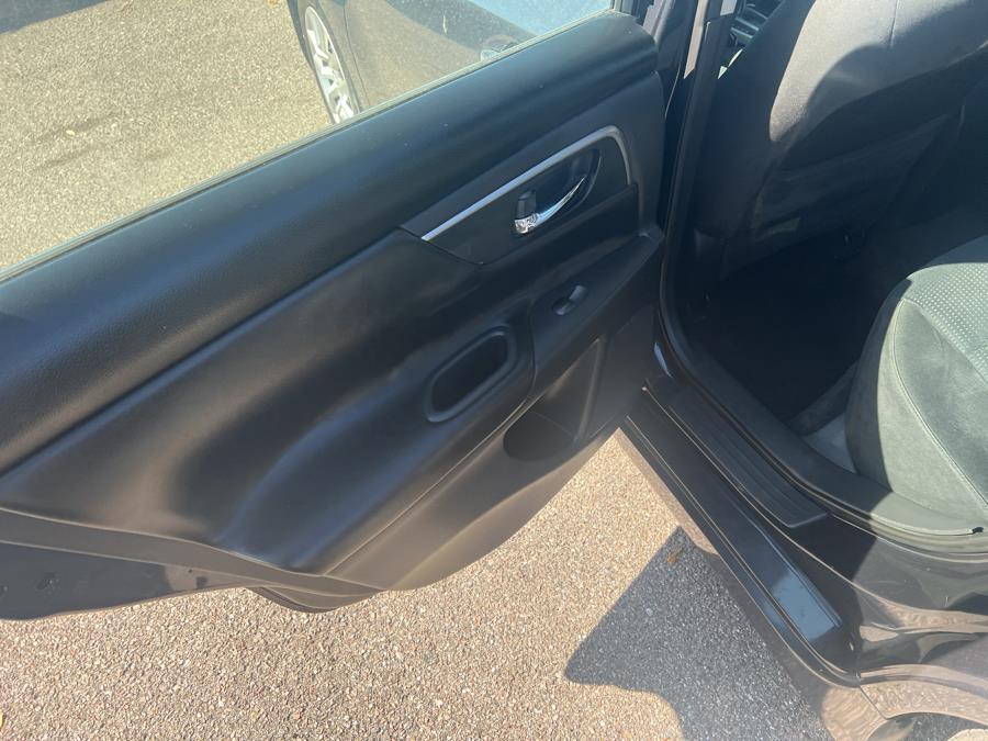 2015 Nissan Altima 4dr Sdn I4 2.5 S, available for sale in Kissimmee, Florida | Central florida Auto Trader. Kissimmee, Florida 2015 Nissan Altima 4dr Sdn I4 2.5 S, available for sale in Kissimmee, Florida | Central florida Auto Trader. Kissimmee, Florida