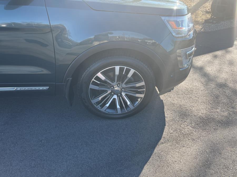 2016 Ford Explorer 4WD 4dr Platinum, available for sale in Old Saybrook, Connecticut | Saybrook Auto Barn. Old Saybrook, Connecticut 2016 Ford Explorer 4WD 4dr Platinum, available for sale in Old Saybrook, Connecticut | Saybrook Auto Barn. Old Saybrook, Connecticut