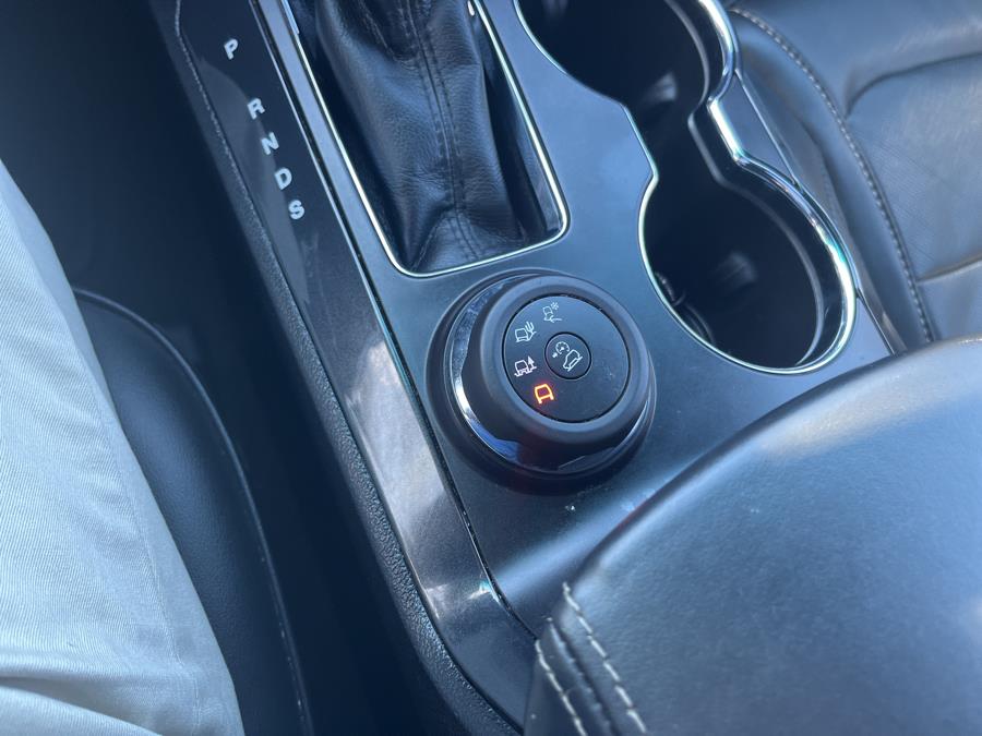 2016 Ford Explorer 4WD 4dr Platinum, available for sale in Old Saybrook, Connecticut | Saybrook Auto Barn. Old Saybrook, Connecticut 2016 Ford Explorer 4WD 4dr Platinum, available for sale in Old Saybrook, Connecticut | Saybrook Auto Barn. Old Saybrook, Connecticut