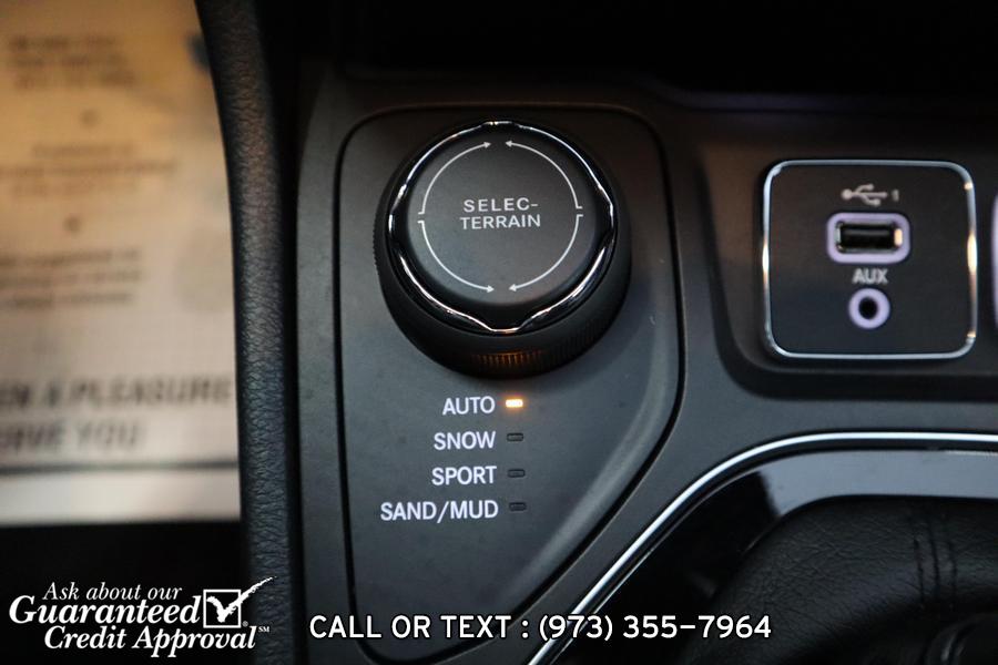 2019 Jeep Cherokee Limited Sport Utility 4D, available for sale in Haskell, New Jersey | City Motor Group Inc.. Haskell, New Jersey 2019 Jeep Cherokee Limited Sport Utility 4D, available for sale in Haskell, New Jersey | City Motor Group Inc.. Haskell, New Jersey