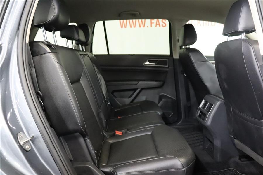2018 Volkswagen Atlas SE, available for sale in Paterson, New Jersey | Fast Track Motors. Paterson, New Jersey 2018 Volkswagen Atlas SE, available for sale in Paterson, New Jersey | Fast Track Motors. Paterson, New Jersey