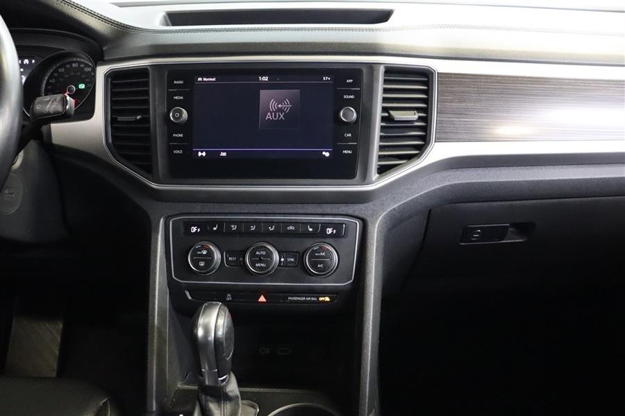 2018 Volkswagen Atlas SE, available for sale in Paterson, New Jersey | Fast Track Motors. Paterson, New Jersey 2018 Volkswagen Atlas SE, available for sale in Paterson, New Jersey | Fast Track Motors. Paterson, New Jersey