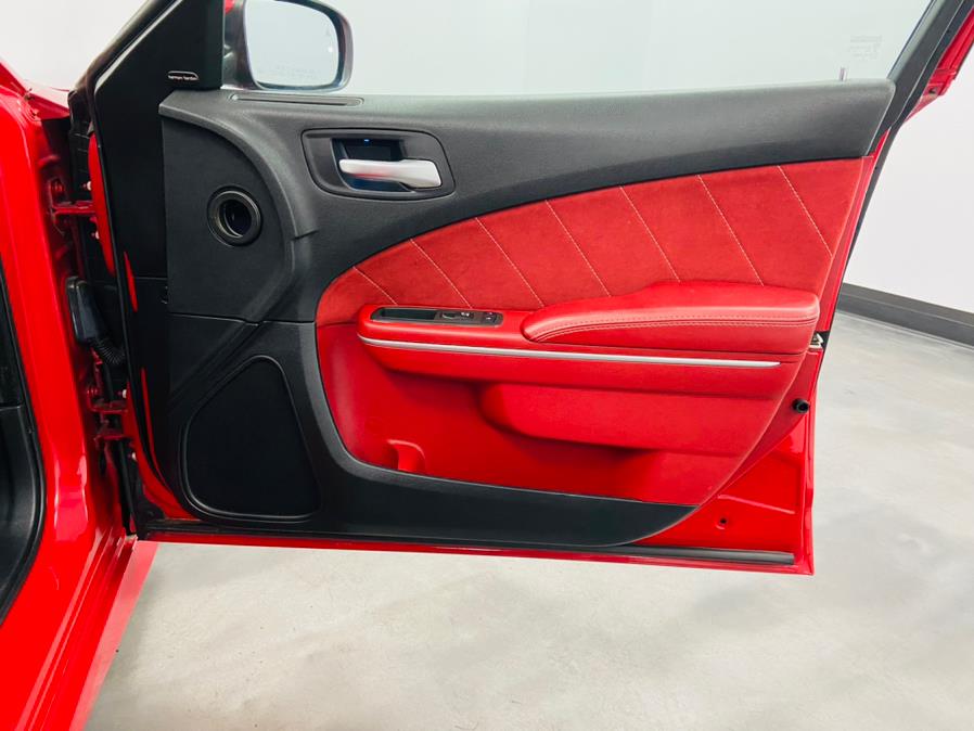 2013 Dodge Charger 4dr Sdn SRT8 RWD, available for sale in Linden, New Jersey | East Coast Auto Group. Linden, New Jersey 2013 Dodge Charger 4dr Sdn SRT8 RWD, available for sale in Linden, New Jersey | East Coast Auto Group. Linden, New Jersey