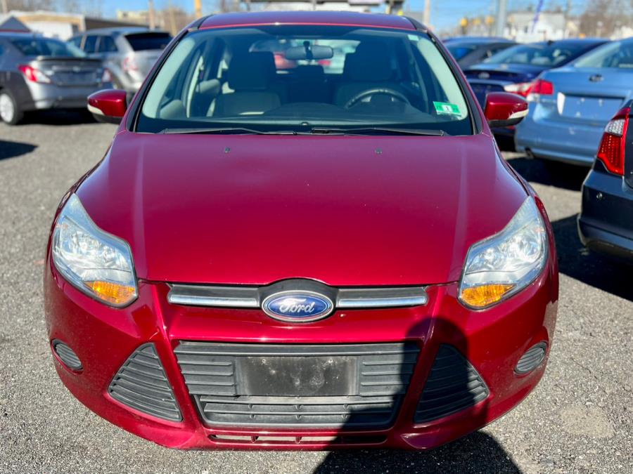 2014 Ford Focus 5dr HB SE, available for sale in Wallingford, Connecticut | Wallingford Auto Center LLC. Wallingford, Connecticut 2014 Ford Focus 5dr HB SE, available for sale in Wallingford, Connecticut | Wallingford Auto Center LLC. Wallingford, Connecticut