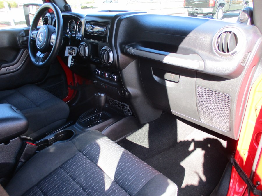 2011 Jeep Wrangler Unlimited 4WD 4dr Sport, available for sale in Suffield, Connecticut | Suffield Auto Sales. Suffield, Connecticut 2011 Jeep Wrangler Unlimited 4WD 4dr Sport, available for sale in Suffield, Connecticut | Suffield Auto Sales. Suffield, Connecticut