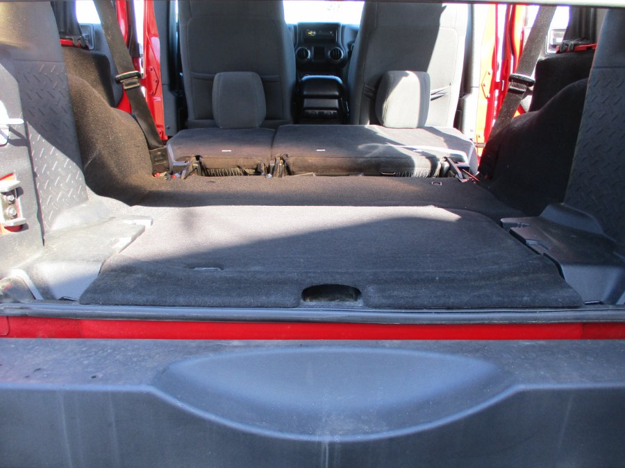 2011 Jeep Wrangler Unlimited 4WD 4dr Sport, available for sale in Suffield, Connecticut | Suffield Auto Sales. Suffield, Connecticut 2011 Jeep Wrangler Unlimited 4WD 4dr Sport, available for sale in Suffield, Connecticut | Suffield Auto Sales. Suffield, Connecticut