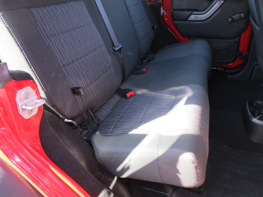 2011 Jeep Wrangler Unlimited 4WD 4dr Sport, available for sale in Suffield, Connecticut | Suffield Auto Sales. Suffield, Connecticut 2011 Jeep Wrangler Unlimited 4WD 4dr Sport, available for sale in Suffield, Connecticut | Suffield Auto Sales. Suffield, Connecticut