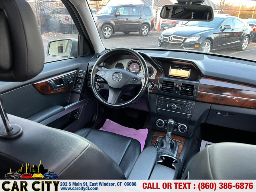 2011 Mercedes-Benz GLK-Class 4MATIC 4dr GLK350, available for sale in East Windsor, Connecticut | Car City LLC. East Windsor, Connecticut 2011 Mercedes-Benz GLK-Class 4MATIC 4dr GLK350, available for sale in East Windsor, Connecticut | Car City LLC. East Windsor, Connecticut
