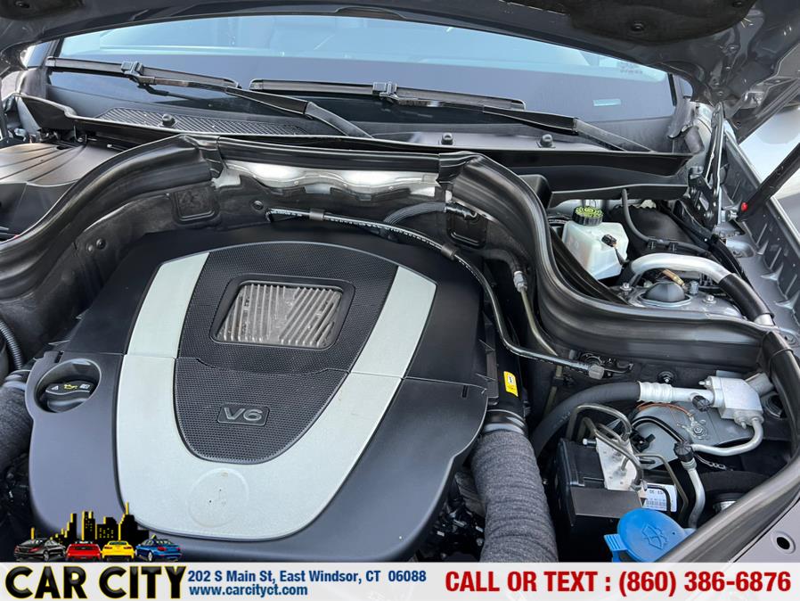 2011 Mercedes-Benz GLK-Class 4MATIC 4dr GLK350, available for sale in East Windsor, Connecticut | Car City LLC. East Windsor, Connecticut 2011 Mercedes-Benz GLK-Class 4MATIC 4dr GLK350, available for sale in East Windsor, Connecticut | Car City LLC. East Windsor, Connecticut